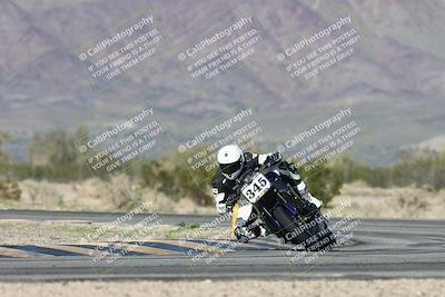 media/Jan-15-2026-Racers Edge (Thu) [[dfebeb70ab]]/2-A Group/Session 5 (Turn 5)/